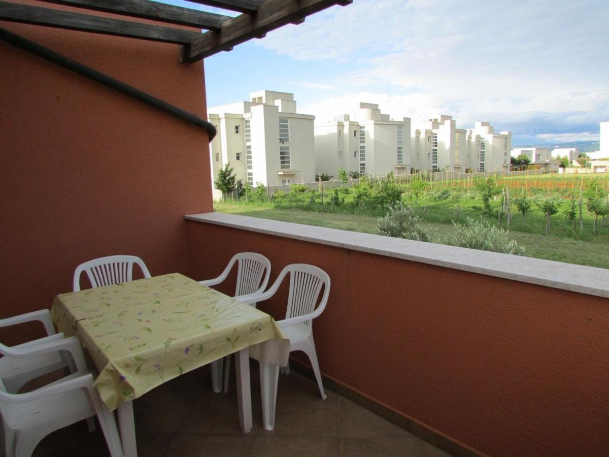 Apartments Monte Rosso Savudrija Exterior photo