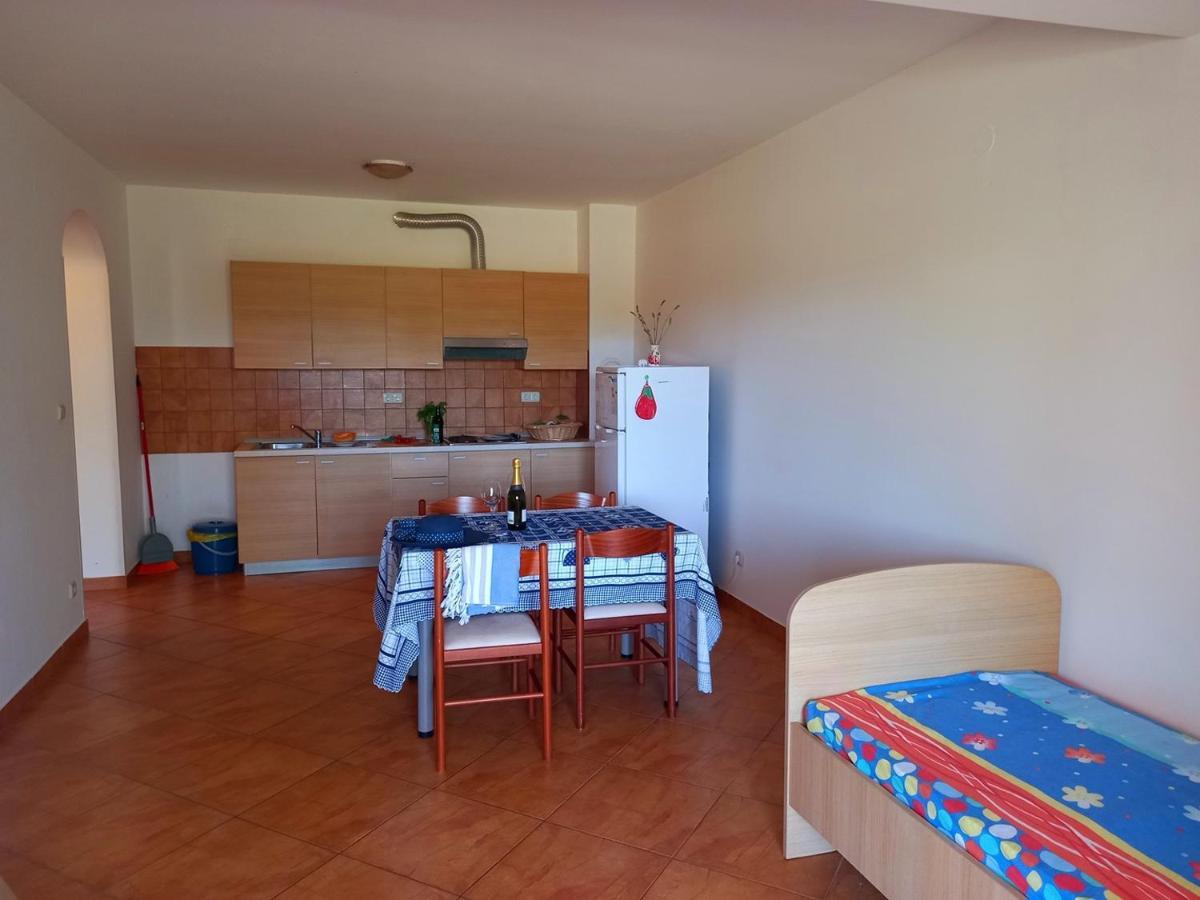 Apartments Monte Rosso Savudrija Exterior photo